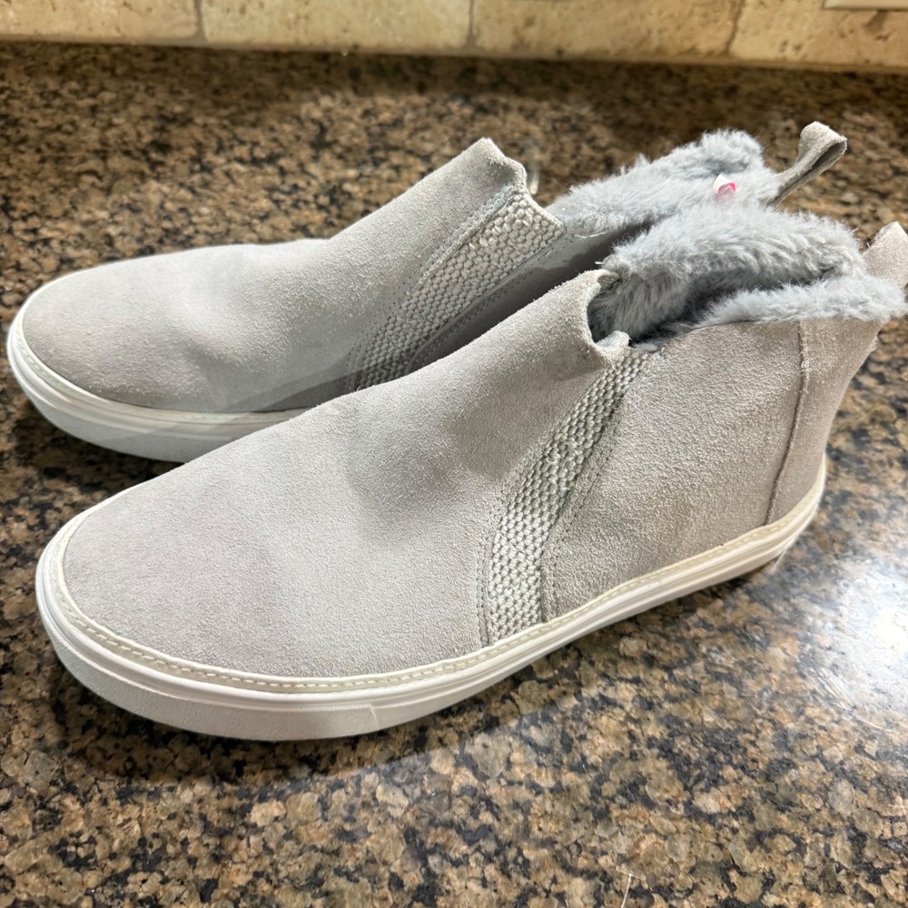 TOMS Jutti‎ Neat Grey Suede Faux Fur Lined Slip On Sneakers Womens 8 Low Top